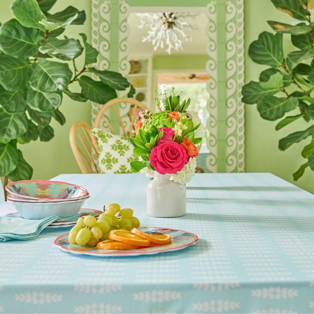 Laura Park $175 Floral Blue Scalloped Dinner Napkins with matching Tablecloth